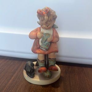 Hummel Mothers Helper Figurine